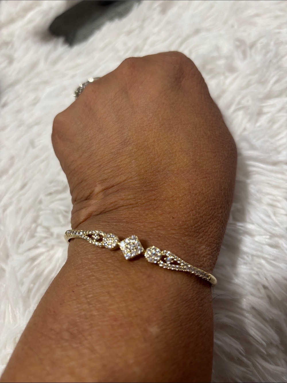 Gold Crystal Accent Women's Bracelet - Elegant Sparkle- Bangle